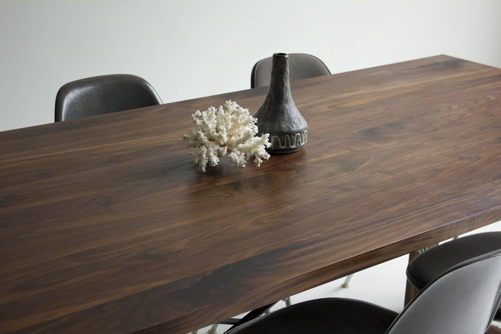 https://a.1stdibscdn.com/archivesE/upload/f_9720/f_92595731512410069879/Modern_Wood_Dining_Table_0116_03_master.jpg