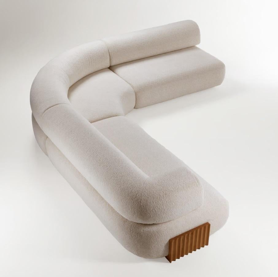 https://a.1stdibscdn.com/new-dooq-carmel-couch-240m-modular-couch-for-sale-picture-2/f_54242/f_433628521738067942677/Modular_Couch_master.jpg