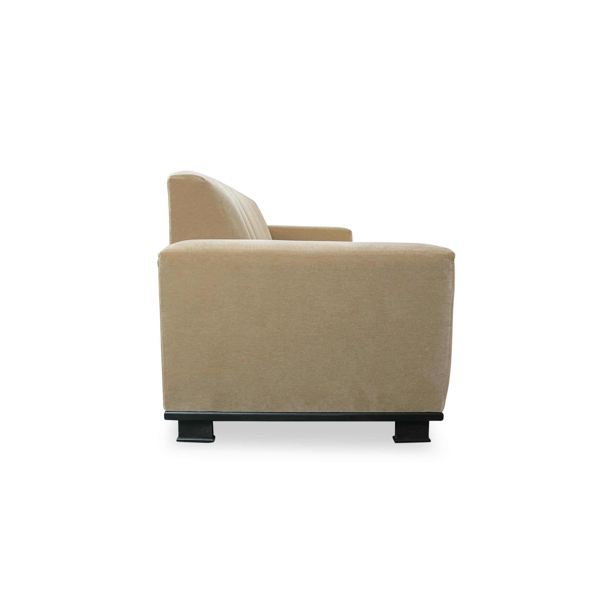 https://a.1stdibscdn.com/thick-channeled-biege-velvet-sofa-for-sale-picture-7/f_21233/f_349005221687461737863/Mohair_Channel_Sofa_Side_master.jpg