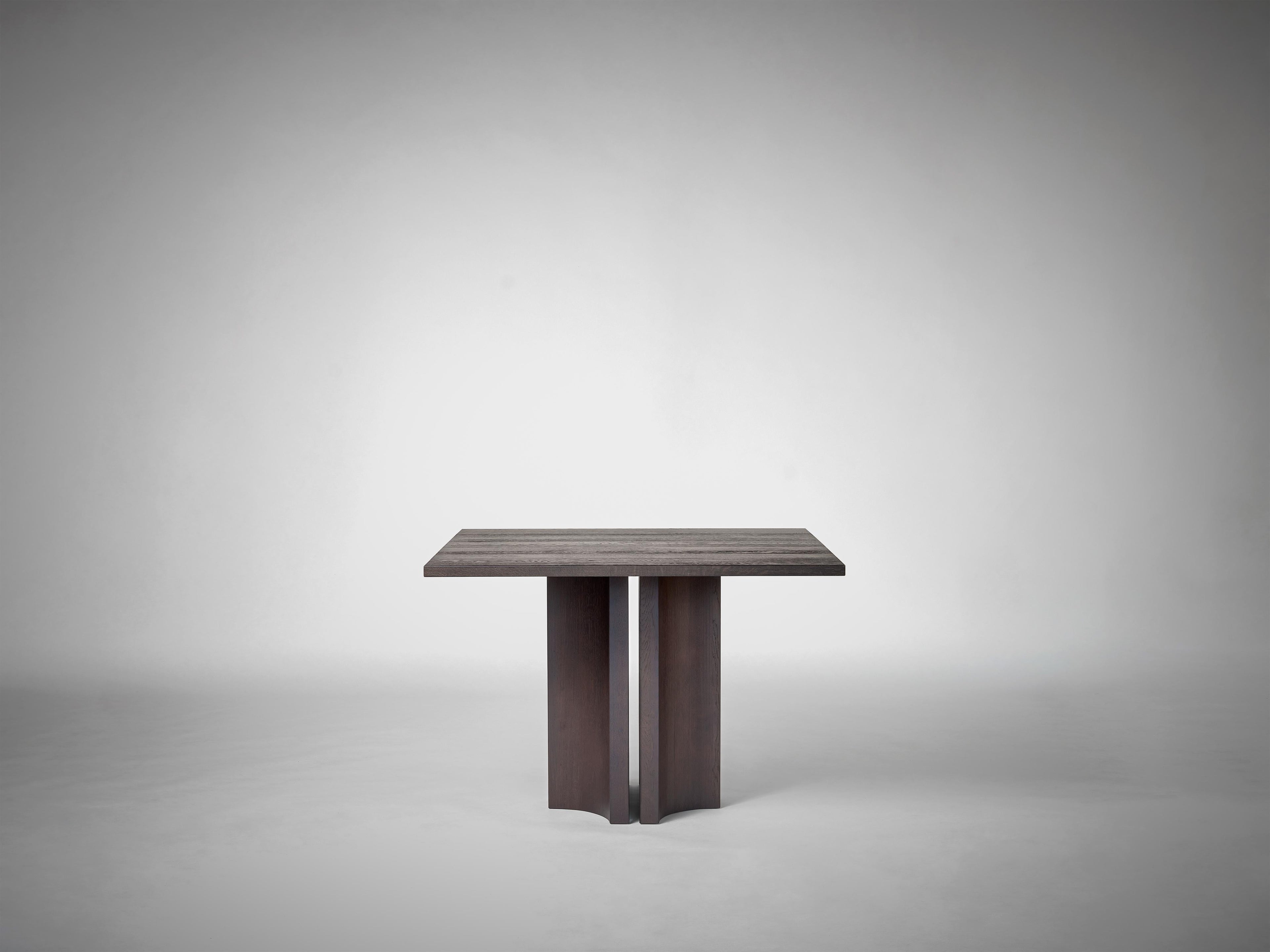 https://a.1stdibscdn.com/square-oak-dining-table-in-solid-dark-brown-european-oak-aperta-by-mokko-for-sale-picture-8/f_89302/f_478982121765213401930/Mokko_Aperta_Square_Table_4_photo_by_Thomas_van_Schaik_master.jpg