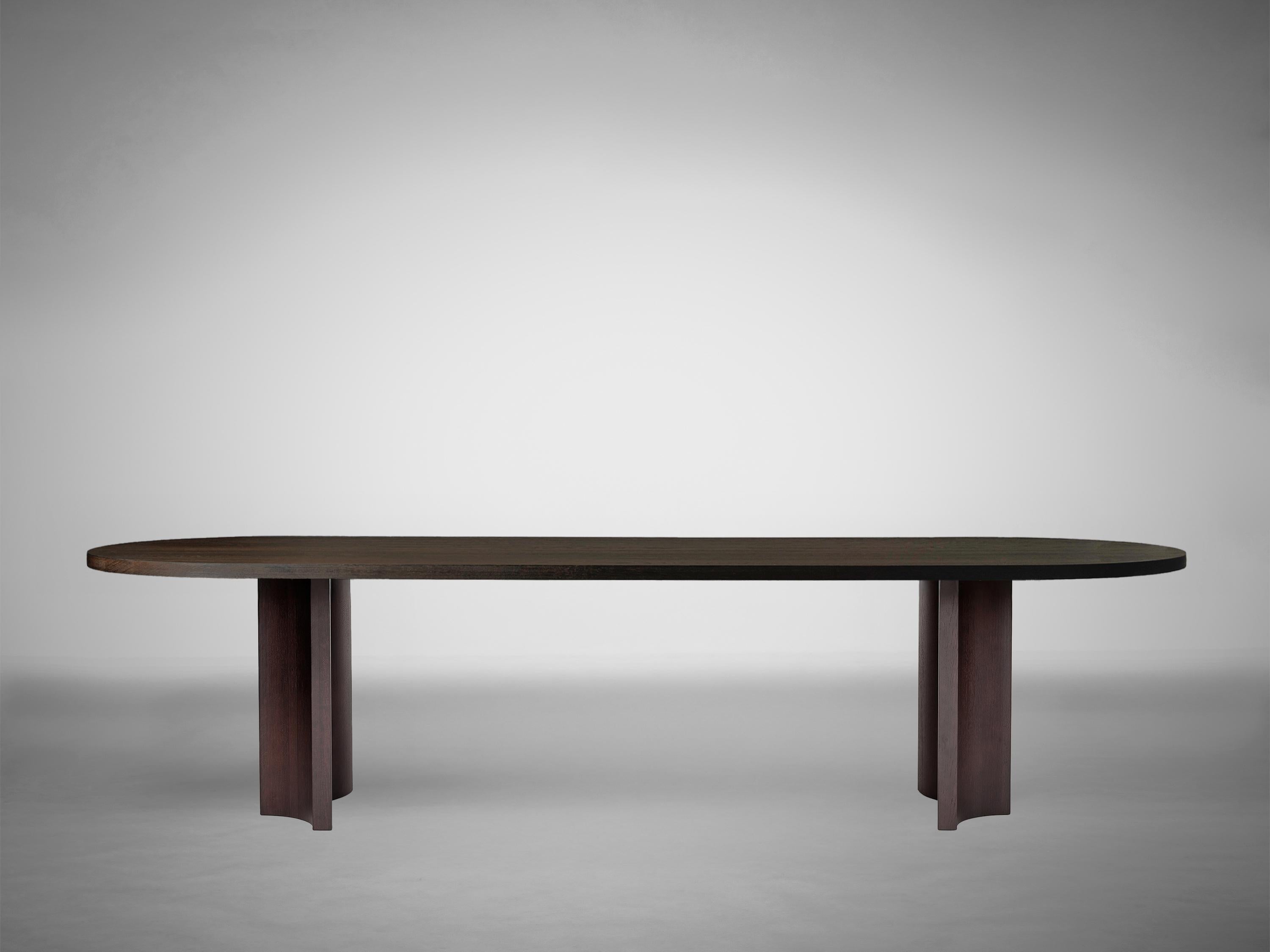 https://a.1stdibscdn.com/large-oval-dining-table-solid-european-oak-aperta-capsule-for-sale-picture-3/f_89302/f_475228521763126758403/Mokko_Aperta_Table_Capsule_C4_design_by_Aad_Bos_master.jpg