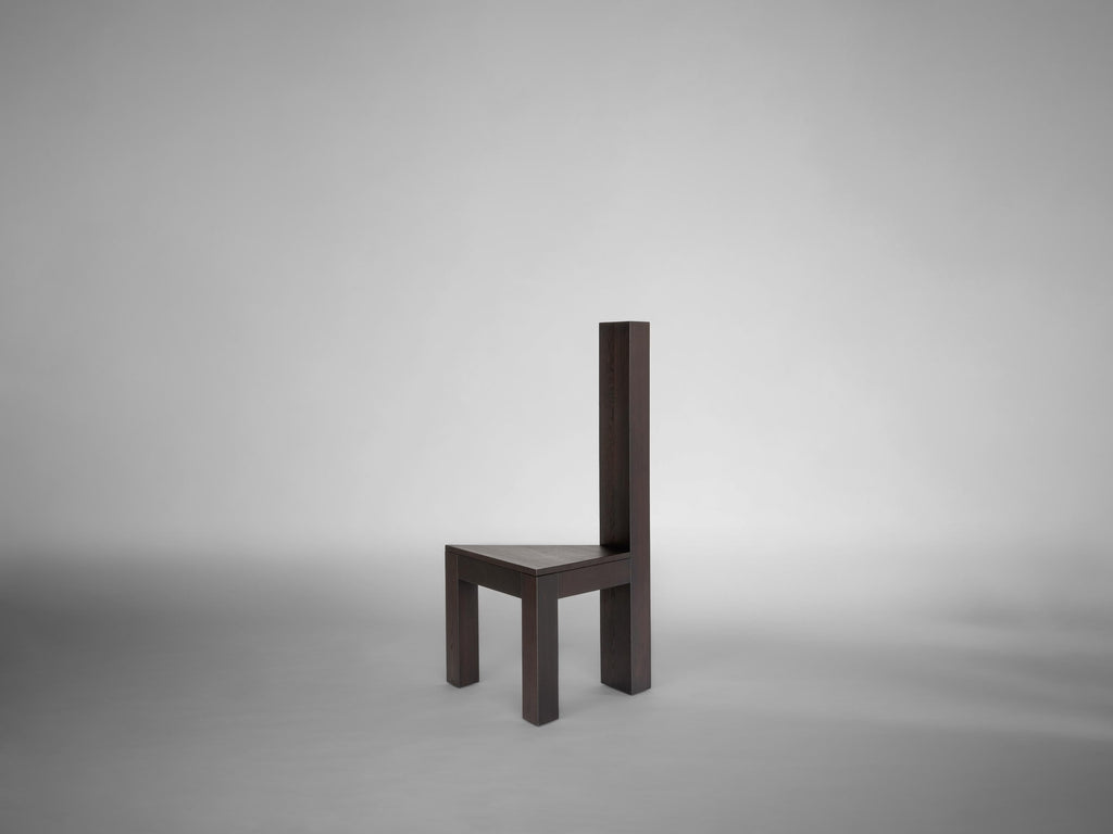 https://a.1stdibscdn.com/brutalist-solid-dark-brown-oak-trigon-chair-for-sale-picture-7/f_89302/f_461450021754384755605/Mokko_Trigon_Chair_Dark_Brown_Oak_lg_right_design_by_Aad_Bos_master.jpg