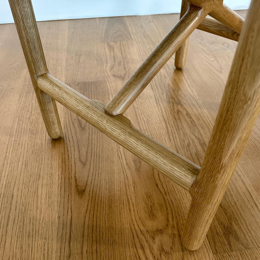 https://a.1stdibscdn.com/montgomery-modern-oak-and-leather-arm-chair-and-office-chair-by-crump-and-kwash-for-sale-picture-5/f_25303/f_323804721674516149301/MontgomeryChairWODETAIL_master.jpg