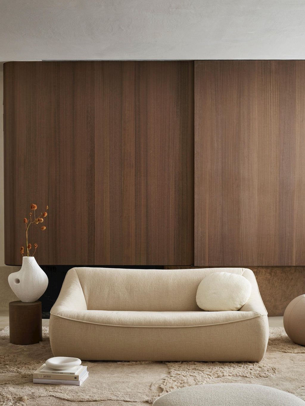https://a.1stdibscdn.com/customizable-montis-ringo-sofa-by-gerard-van-den-berg-for-sale-picture-2/f_44652/f_417205921727811221650/Montis_Turnhout_258540_Ringo_2z_cifrado_0221_HR_master.jpeg