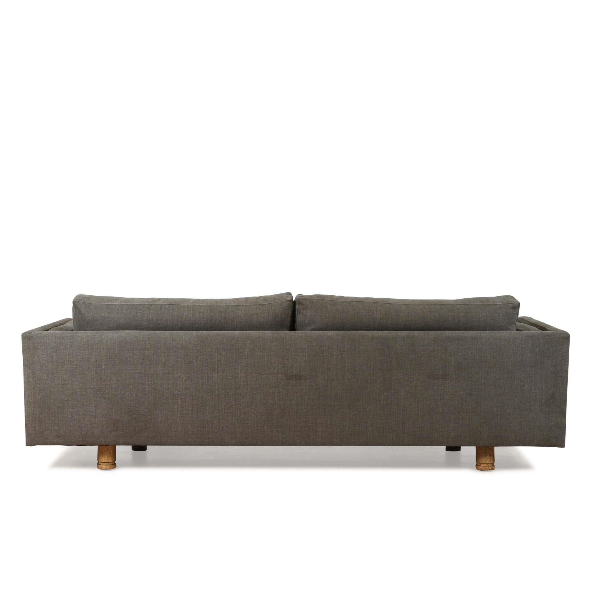 https://a.1stdibscdn.com/moreno-sofa-by-lawson-fenning-for-sale-picture-5/f_8060/f_371120921700098247635/MorenoSofa3_master.jpg