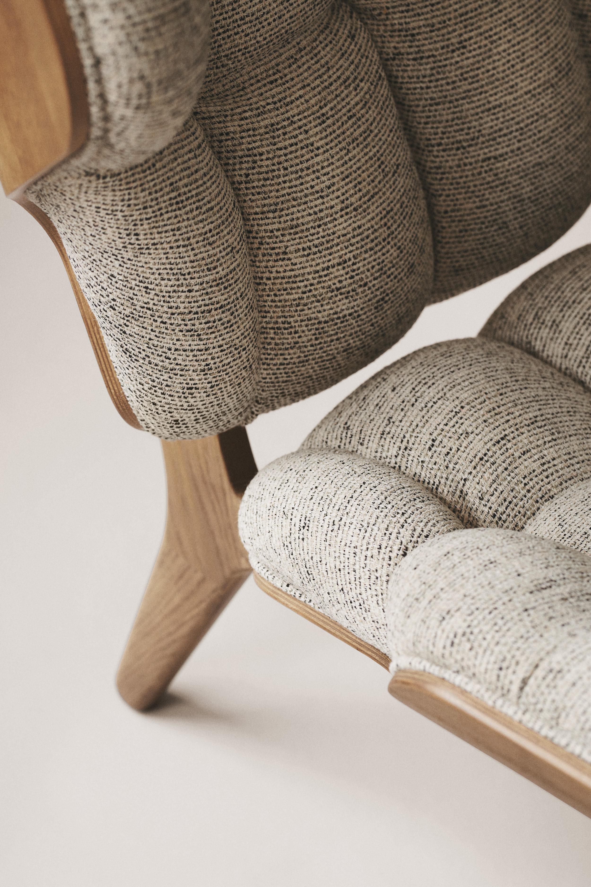 https://a.1stdibscdn.com/contemporary-set-mammoth-chair-ottoman-light-smoked-oak-fame-for-sale-picture-14/f_31233/f_337420621681199524964/Morten_Bentzon_230125_NORR1159814_master.jpg