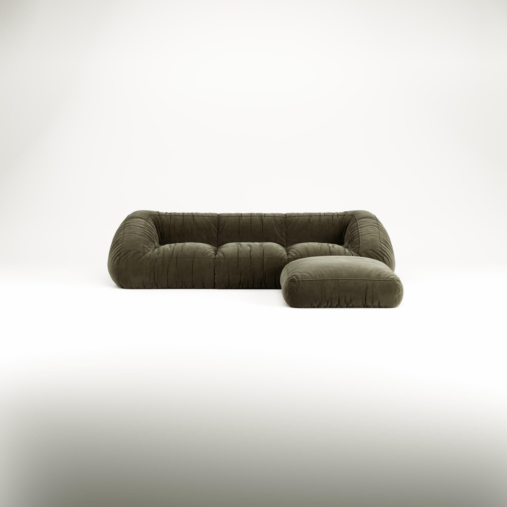 https://a.1stdibscdn.com/moss-modular-sofa-c004-ottoman-large-nabuk-col-salvia-for-sale-picture-3/f_95332/f_481368121767115864907/Moss_verde_master.jpg