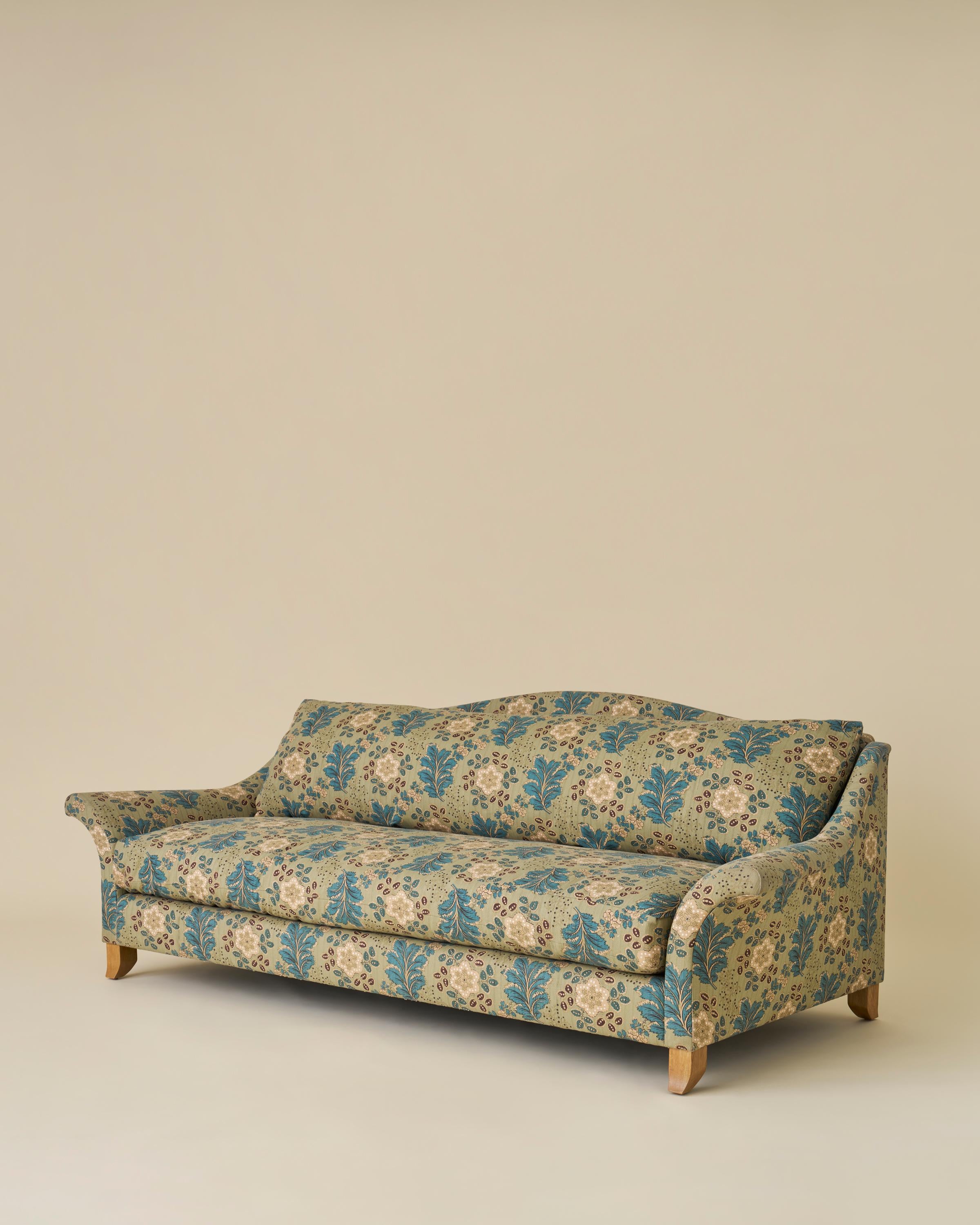 https://a.1stdibscdn.com/mulberry-sofa-in-jasper-ondine-teal-for-sale-picture-2/f_91342/f_443779521743779270197/Mulberry_Sofa_Ondine_Teal_Angle_060_V2_master.jpg