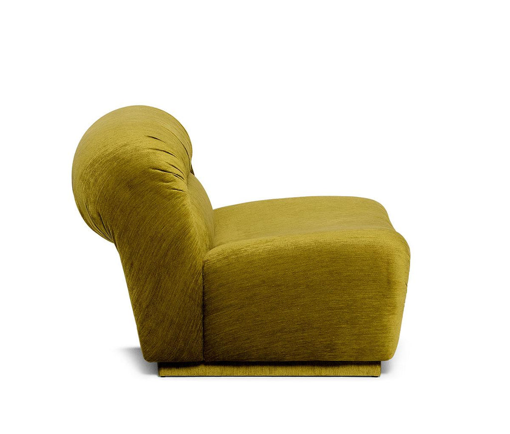 https://a.1stdibscdn.com/retro-style-armchair-with-curved-form-and-pleated-details-for-sale-picture-2/f_27693/f_397508621715879182957/Munna_Camille_3_master.jpg