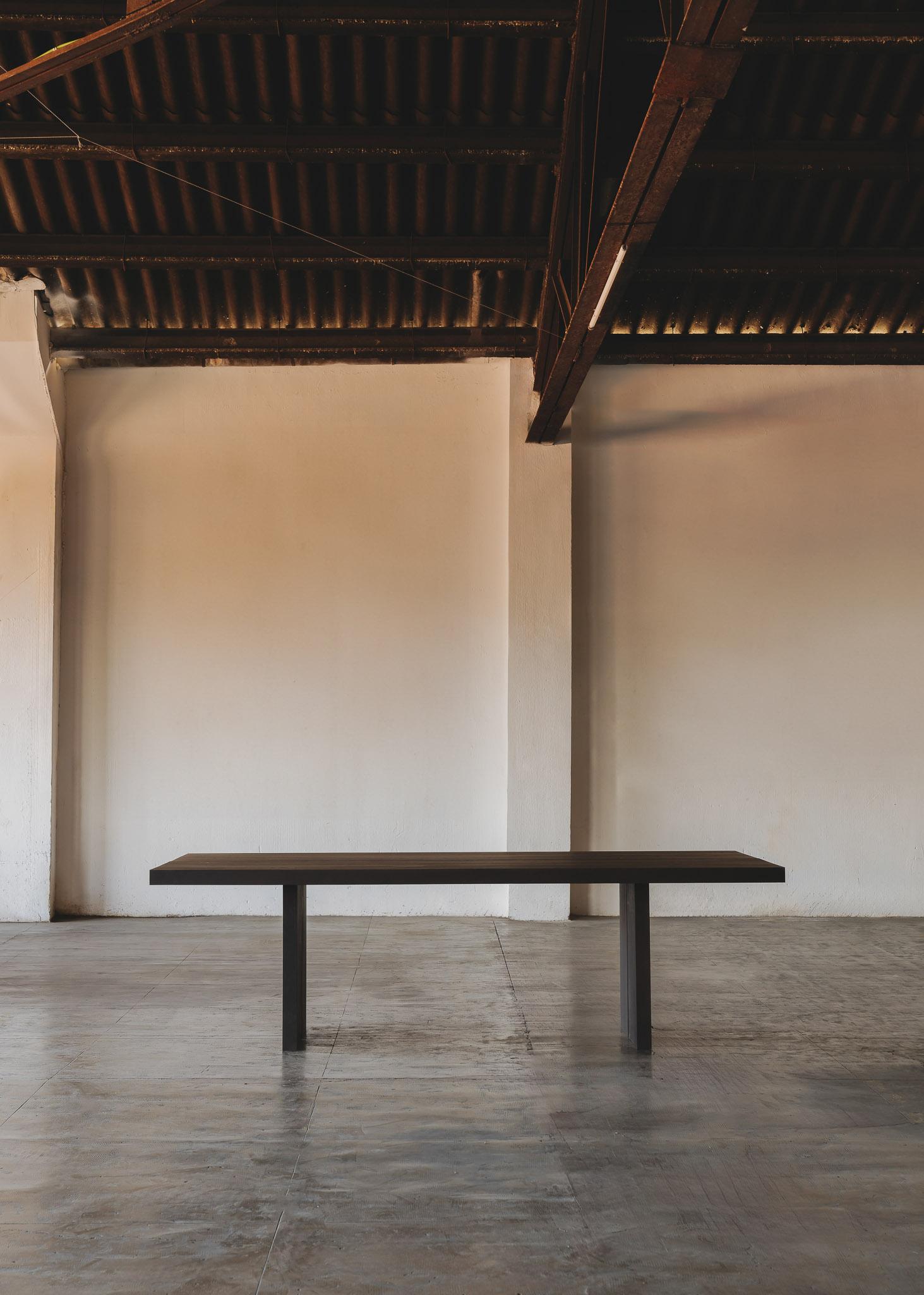 https://a.1stdibscdn.com/contemporary-dining-table-murakami-by-obstacles-solid-oak-umber-for-sale-picture-4/f_31233/f_445543821744792584212/Murakami_Dining_Table_Coffee_Obstacles_Savannah_Bay_Gallery_4_master.jpg