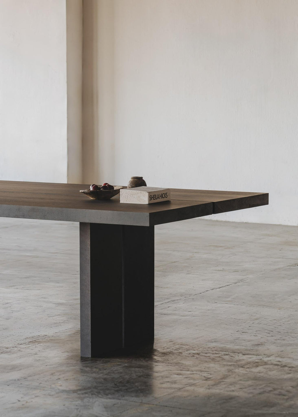 https://a.1stdibscdn.com/contemporary-dining-table-murakami-by-obstacles-solid-oak-coffee-for-sale-picture-7/f_31233/f_445453521744728754790/Murakami_Dining_Table_Coffee_Obstacles_Savannah_Bay_Gallery_8_master.jpg