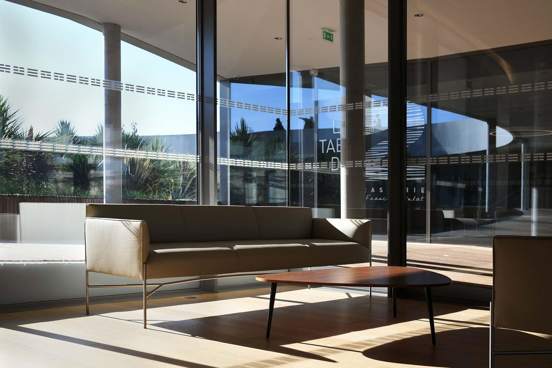 https://a.1stdibscdn.com/tacchini-chill-out-designed-by-gordon-guillaumier-for-sale-picture-10/f_44652/f_216331221606849126030/MuseeDeLaRomanite_9_master.jpg