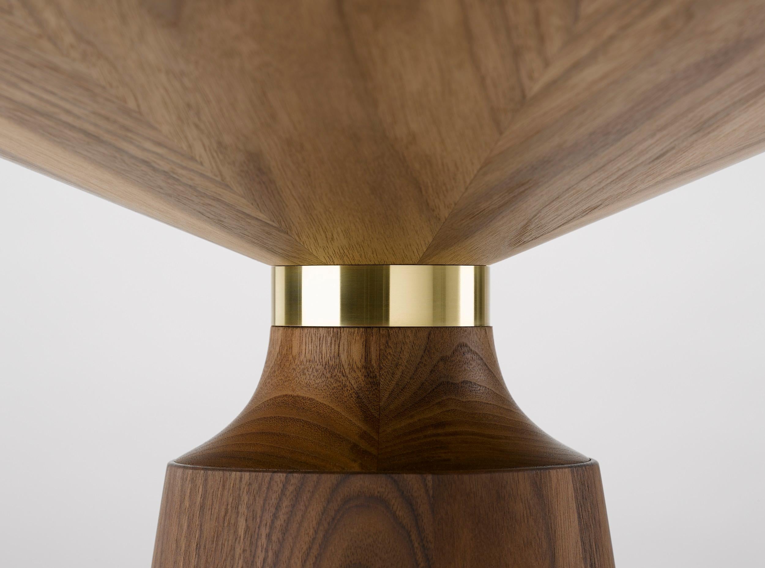 https://a.1stdibscdn.com/contemporary-nicole-occasional-table-in-ebonised-walnut-and-bronzed-brass-for-sale-picture-7/f_27813/f_438247821740671268206/NATURAL_BRASS_master.jpg