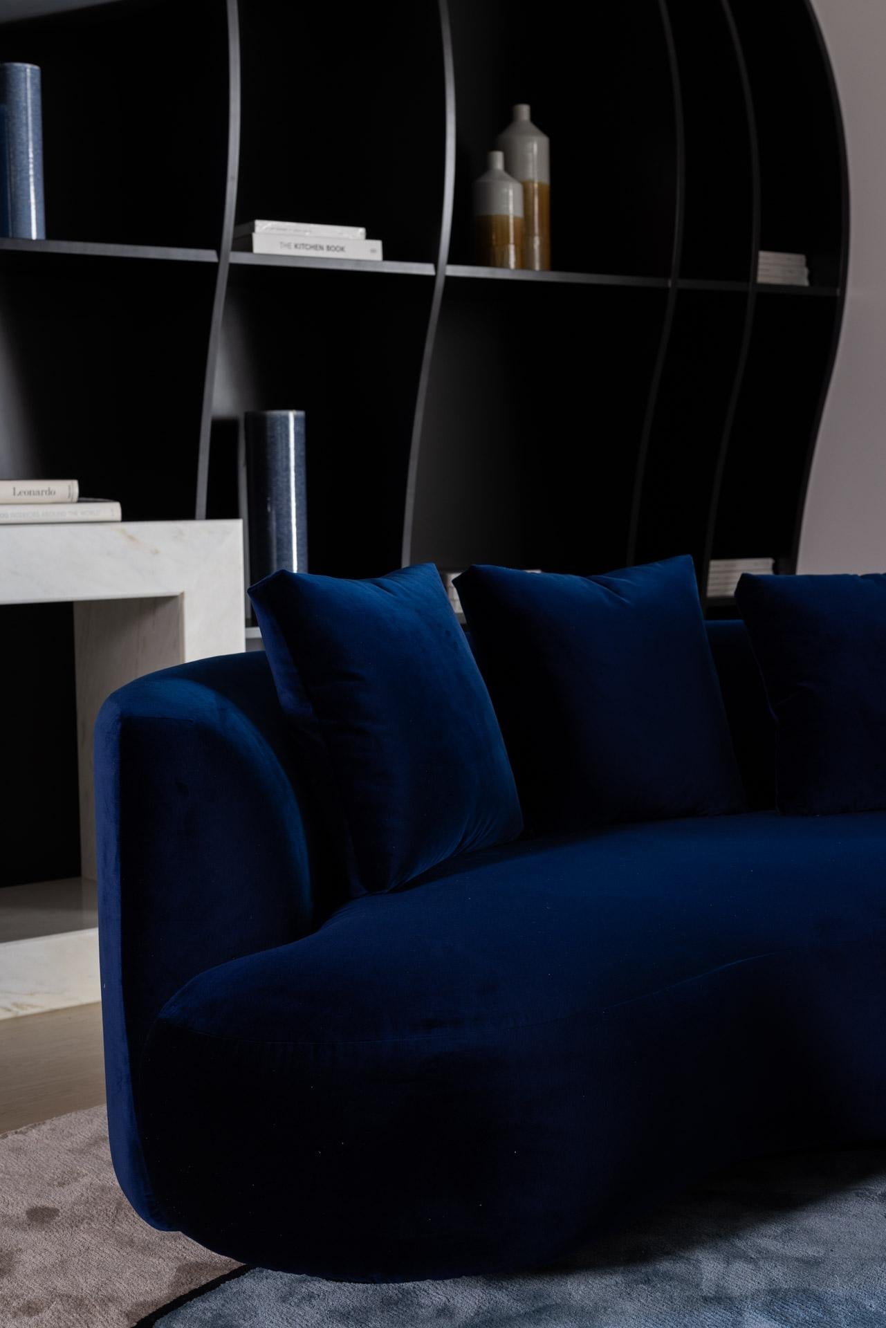 https://a.1stdibscdn.com/21st-century-modern-twins-3-seat-sofa-navy-velvet-handcrafted-by-greenapple-for-sale-picture-12/f_53532/f_287171521655404187479/_ND_0266_master.jpeg