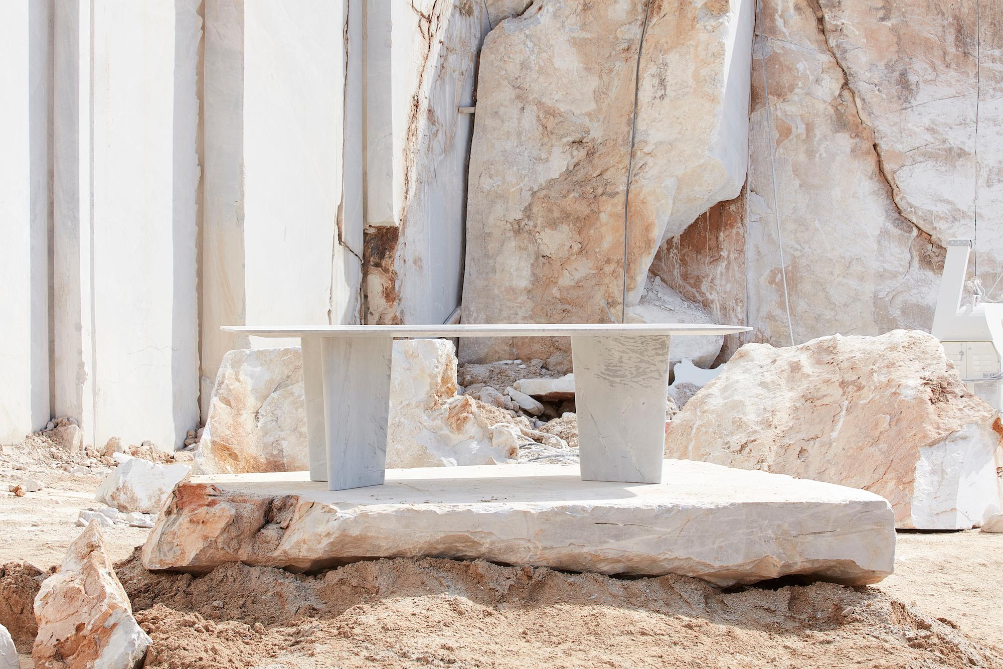 https://a.1stdibscdn.com/new-volumes-marble-wyrie-dining-table-by-nick-rennie-for-sale-picture-3/f_78752/f_323646321674457914655/NEW_VOLUMES_QUARRY_HIGH_RES_019_master.jpg