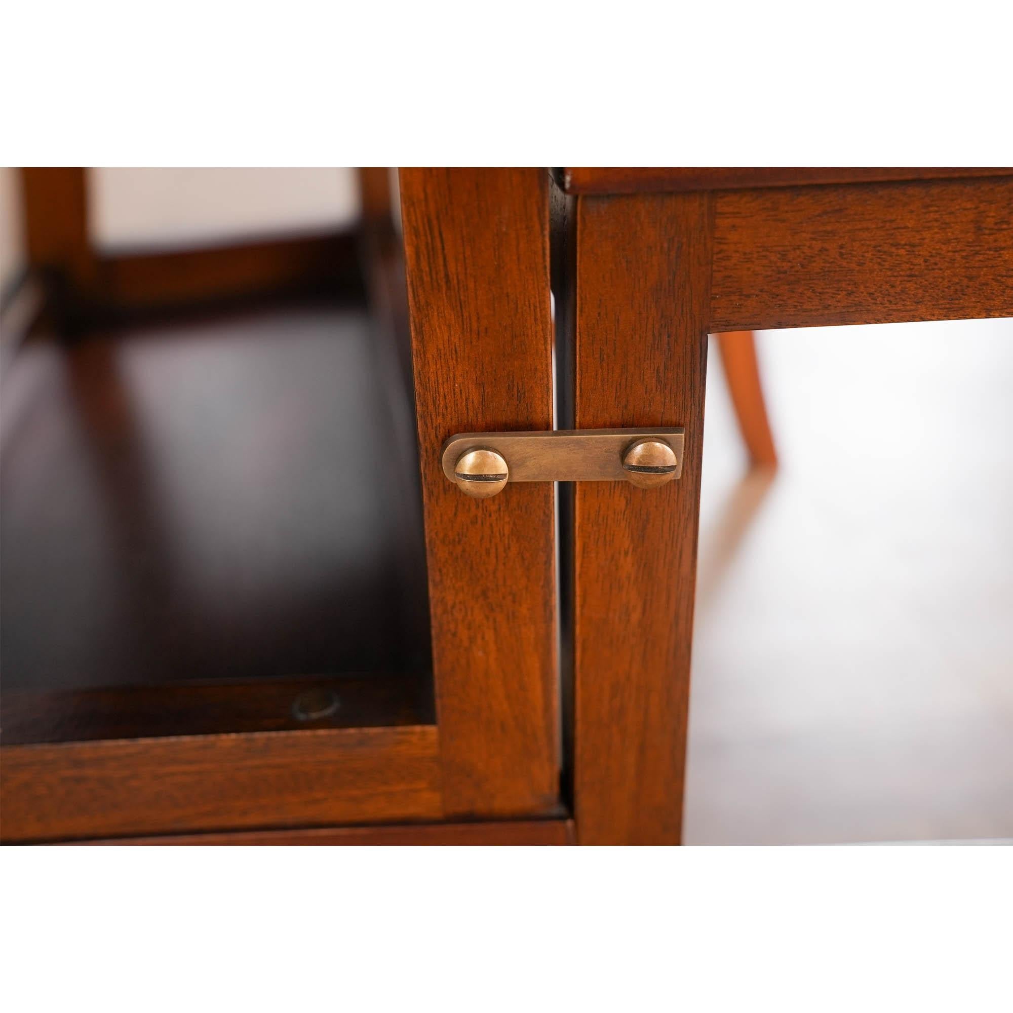 https://a.1stdibscdn.com/mahogany-library-chair-for-sale-picture-17/f_85472/f_396255621740495905484/NLR068_15_master.jpg
