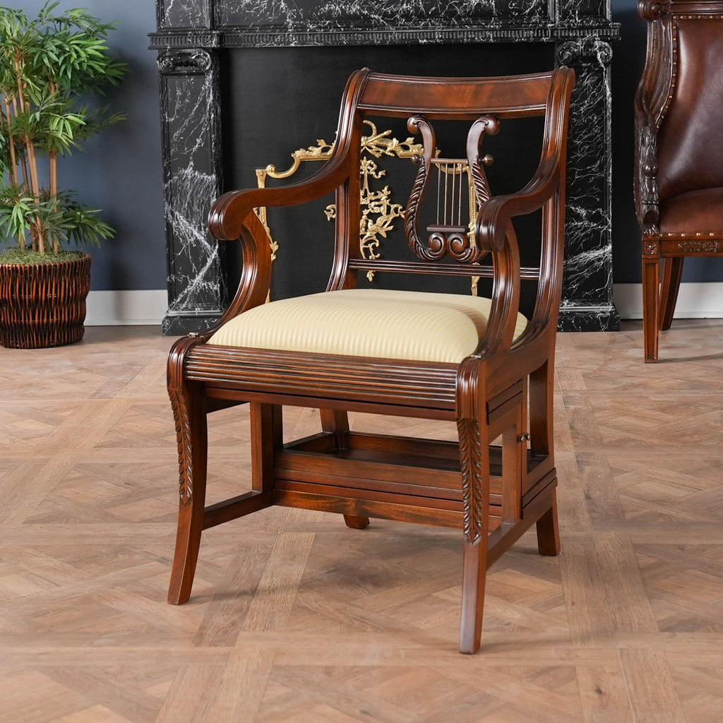 https://a.1stdibscdn.com/mahogany-library-chair-for-sale-picture-11/f_85472/f_396255621740495601030/NLR068_5_master.jpg