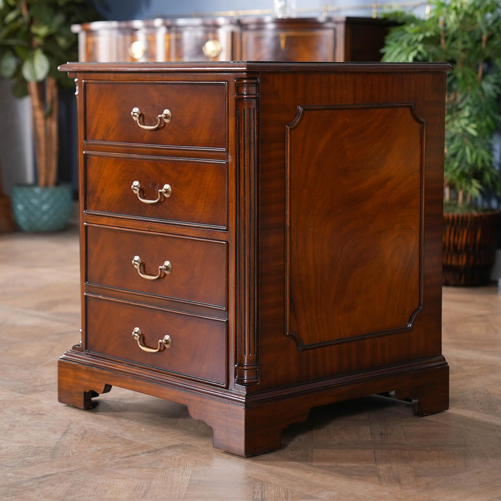 https://a.1stdibscdn.com/two-drawer-file-cabinet-for-sale-picture-4/f_85472/f_362360221740499187530/NOF077_2_master.jpg