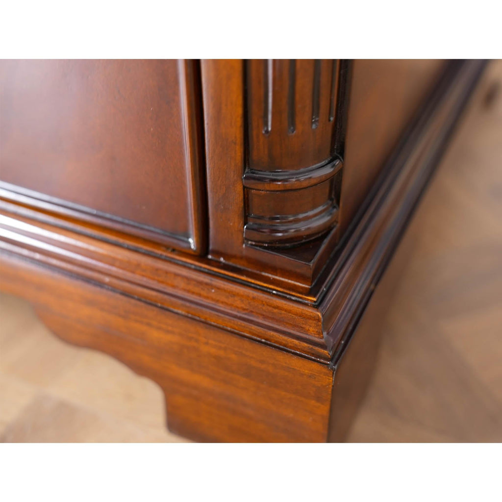 https://a.1stdibscdn.com/two-drawer-file-cabinet-for-sale-picture-8/f_85472/f_362360221740499188062/NOF077_5_master.jpg