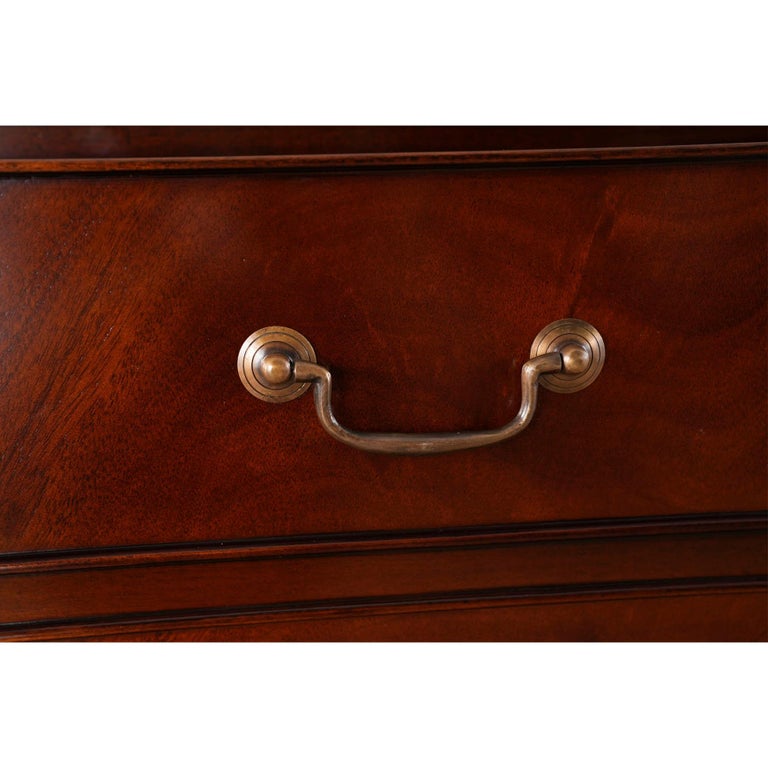 https://a.1stdibscdn.com/tall-file-cabinet-for-sale-picture-9/f_85472/f_362361121716489551360/NOF078_8_master.jpg?width=768