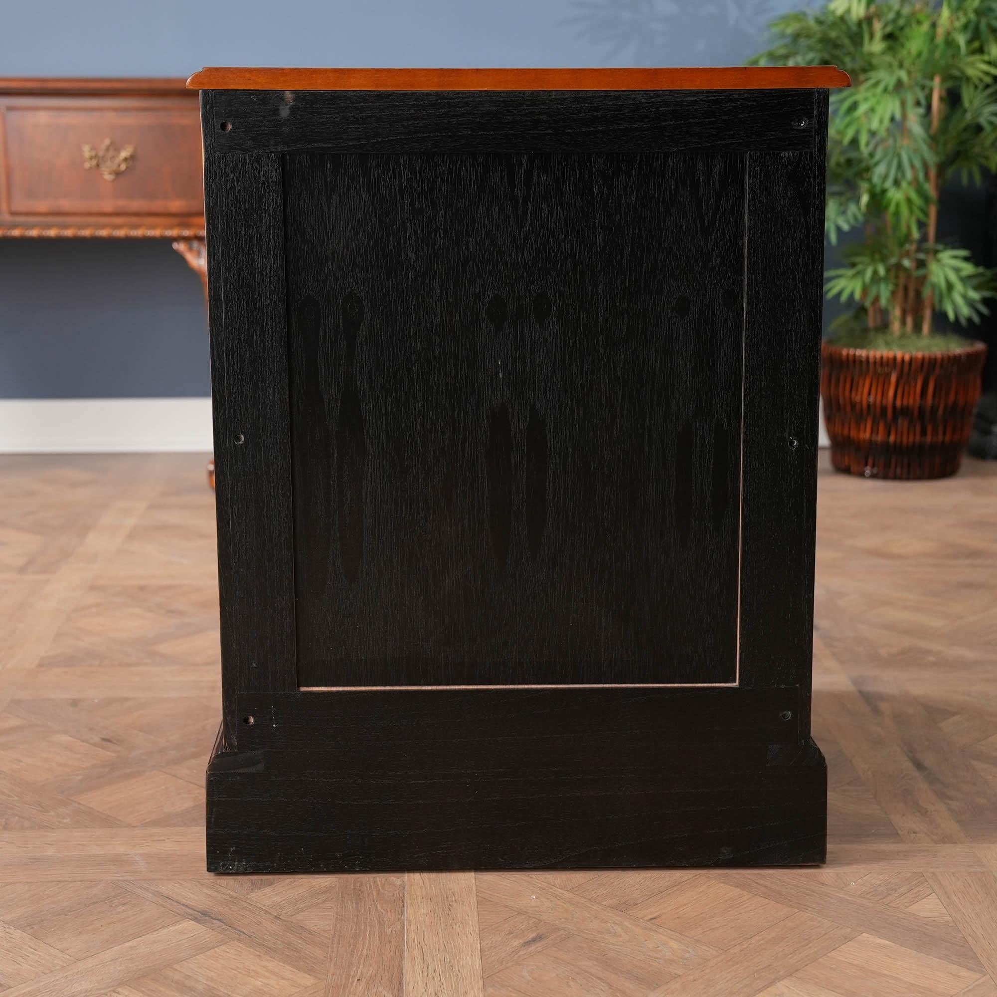 https://a.1stdibscdn.com/country-estate-two-drawer-file-for-sale-picture-14/f_85472/f_362520621706123527321/NOF201_13_master.jpg