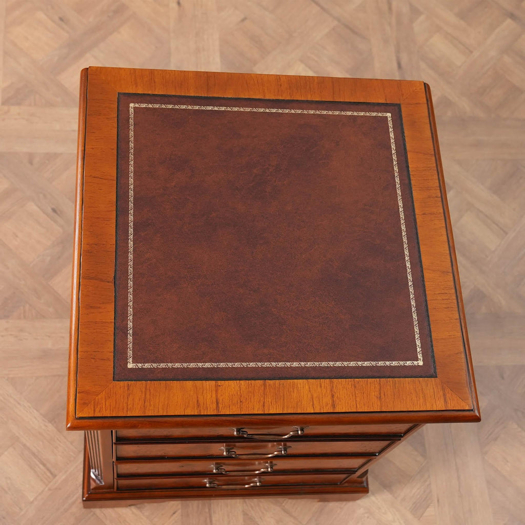 https://a.1stdibscdn.com/country-estate-two-drawer-file-for-sale-picture-4/f_85472/f_362520621706123524177/NOF201_3_master.jpg