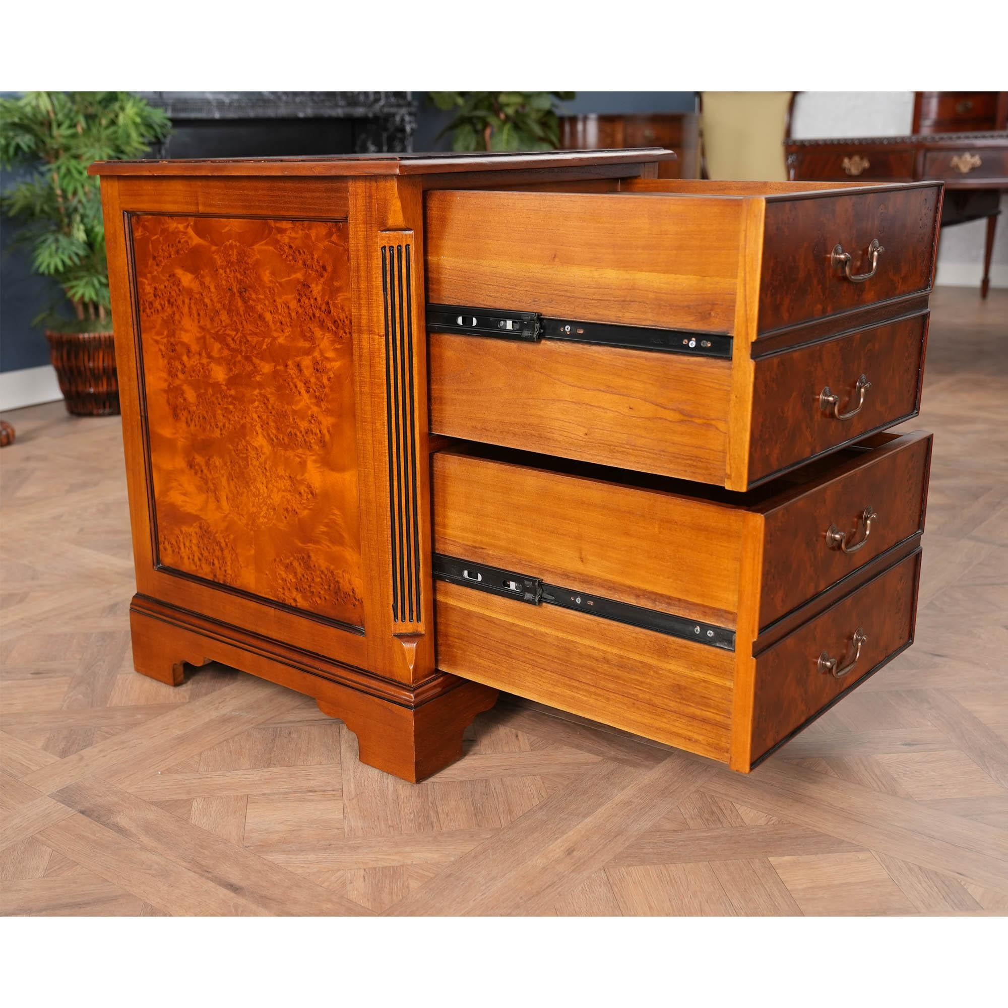 https://a.1stdibscdn.com/country-estate-two-drawer-file-for-sale-picture-9/f_85472/f_362520621706123527476/NOF201_8_master.jpg
