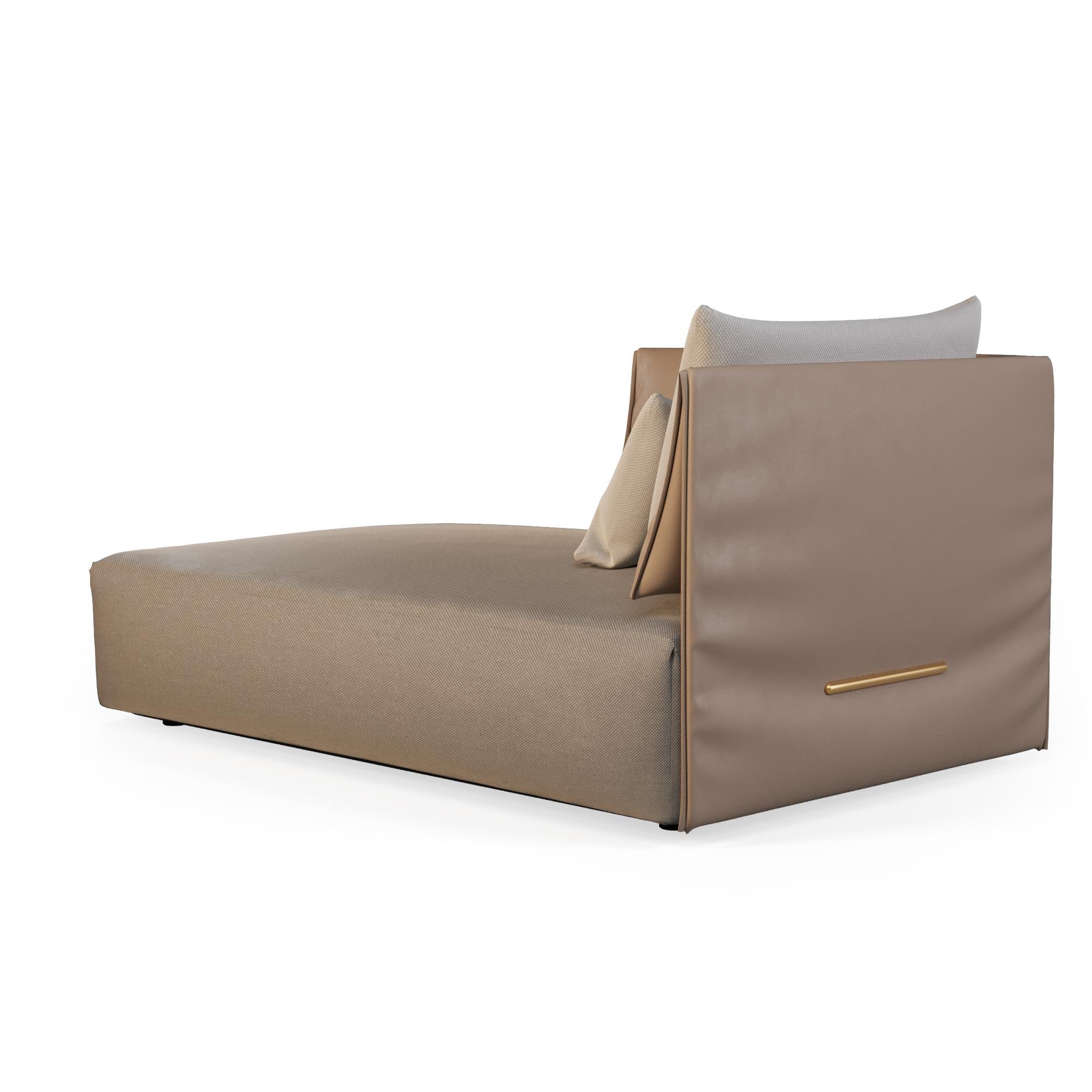 https://a.1stdibscdn.com/outdoor-resistant-chaise-longue-for-sale-picture-3/f_56702/f_450008821747123982603/NOMAD_CHAISE_0003_2__master.jpg