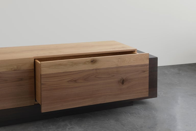 https://a.1stdibscdn.com/booleanos-geometric-tv-stand-with-wood-finishing-for-sale-picture-4/f_39563/f_195084521663190602489/NONO_branding_photo_by_He_ctor_Alvizo_20_master.jpg?width=768