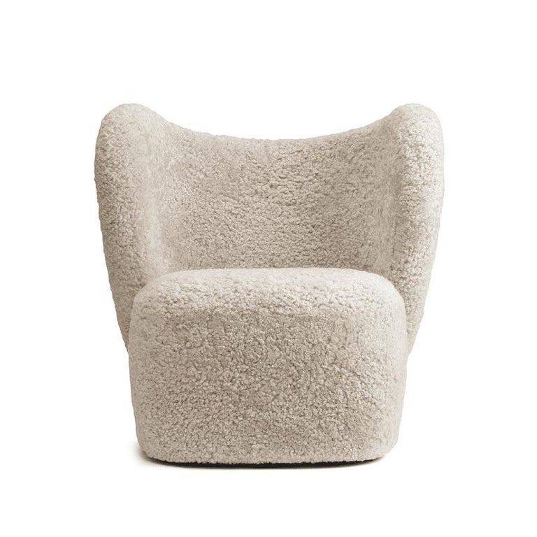 https://a.1stdibscdn.com/little-big-chair-swivel-armchair-in-sheepskin-moonlight-by-norr11-for-sale-picture-6/f_31233/f_334393721679568154256/NORR11Little_Big_ChairSheepskin_Moonlight_Front_master.jpg?width=768