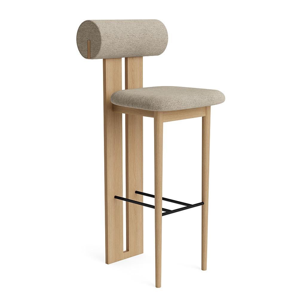 https://a.1stdibscdn.com/hippo-bar-chair-75-by-norr11-natural-oak-barnum-boucle-col3-for-sale-picture-4/f_31233/f_379074921705050157646/NORR11_HippoBarChair75_Natural_Barnum03_Side_master.jpg