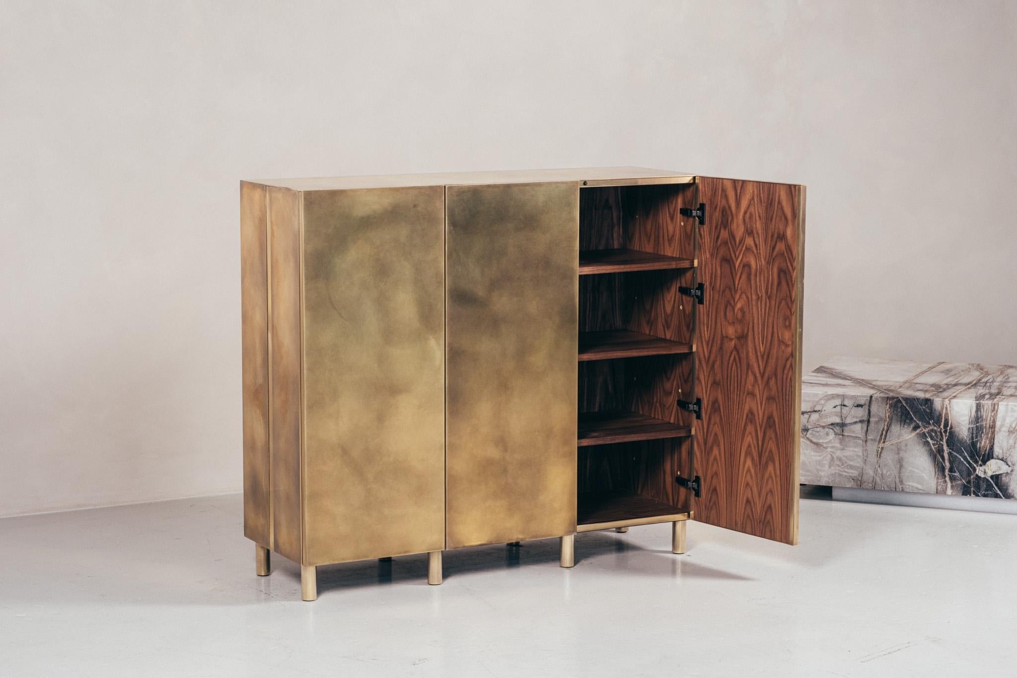 https://a.1stdibscdn.com/baron-3-door-storage-cabinet-patinated-brass-made-in-britain-by-novocastrian-for-sale-picture-4/f_25883/f_489444021771922545205/NOVOCASTRIAN_3_DOOR_BARON_3WEB_master.jpg