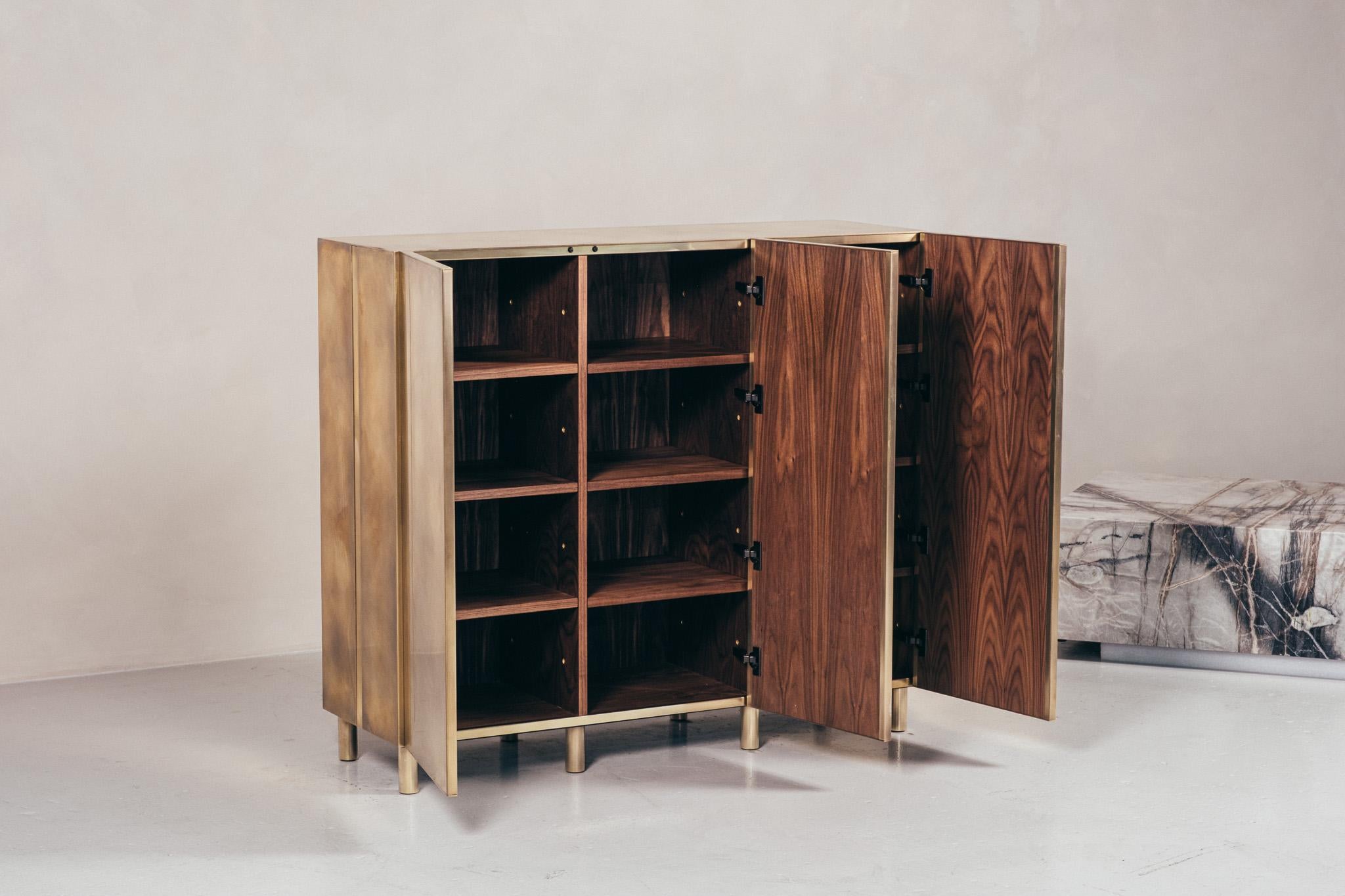 https://a.1stdibscdn.com/baron-3-door-storage-cabinet-patinated-brass-made-in-britain-by-novocastrian-for-sale-picture-6/f_25883/f_489444021771922545387/NOVOCASTRIAN_3_DOOR_BARON_5WEB_master.jpg