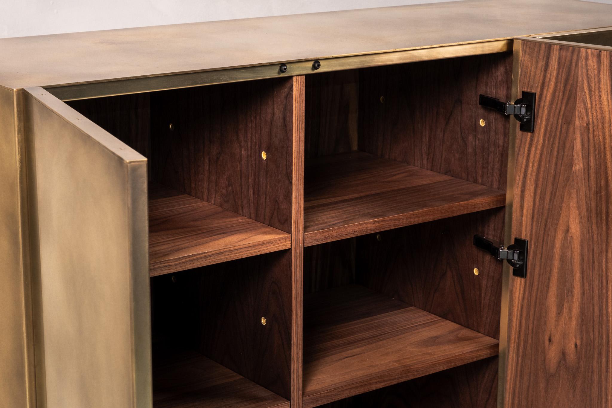 https://a.1stdibscdn.com/baron-3-door-storage-cabinet-patinated-brass-made-in-britain-by-novocastrian-for-sale-picture-7/f_25883/f_489444021771922545530/NOVOCASTRIAN_3_DOOR_BARON_6WEB_master.jpg
