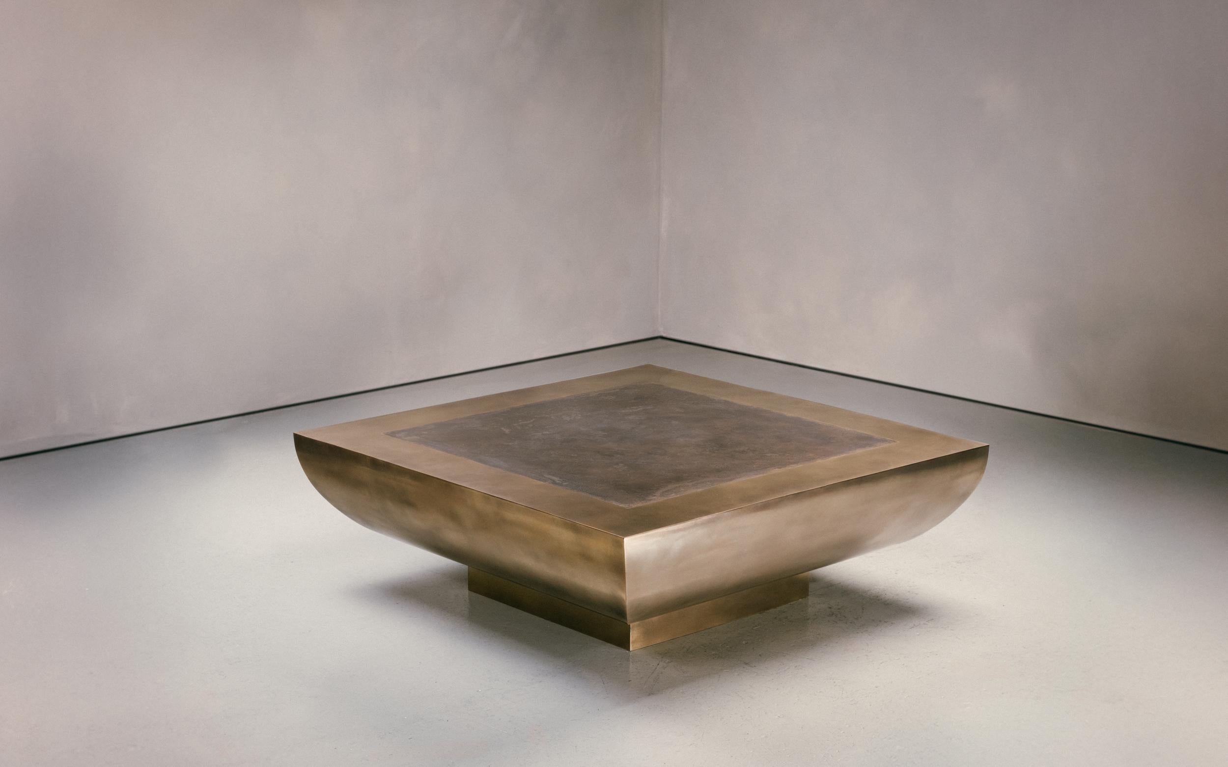 https://a.1stdibscdn.com/corbel-coffee-table-large-patinated-brass-base-etched-brass-top-top-for-sale-picture-3/f_25883/f_433604421738058019926/NOVOCASTRIAN_Corbel_Coffee_Table_Large_3WEB_master.jpg