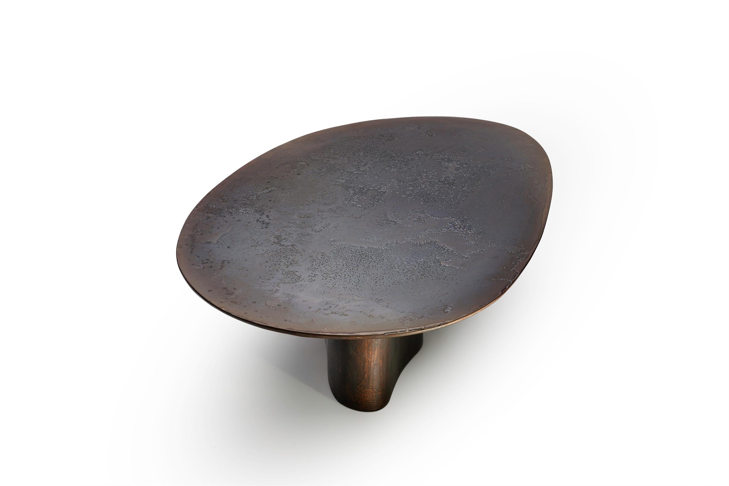 https://a.1stdibscdn.com/nr-copper-v2-21st-century-sculptured-liquid-oxidized-copper-oval-coffee-table-for-sale-picture-3/f_55762/1617095530760/NR19_V2_master.jpg