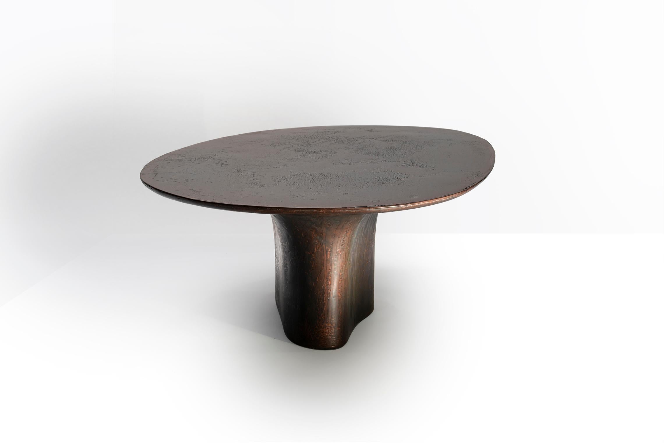 https://a.1stdibscdn.com/nr-copper-v2-21st-century-sculptured-liquid-oxidized-copper-oval-coffee-table-for-sale-picture-6/f_55762/1617095523589/NR_Copper_Table_V2_4_master.jpg