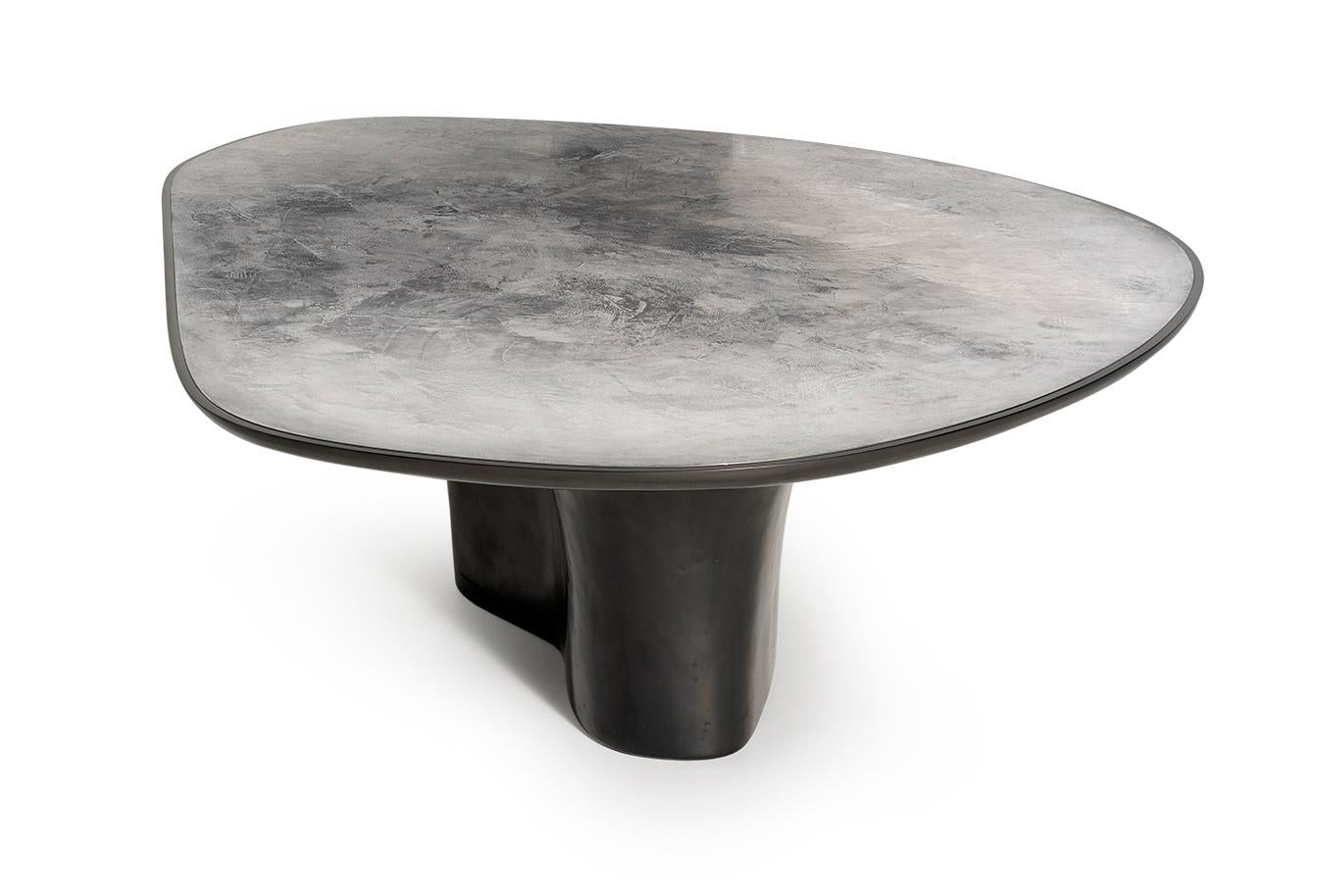 https://a.1stdibscdn.com/nr-21st-century-european-black-circular-custom-made-contemporary-dining-table-for-sale-picture-2/f_55762/f_224522921613663096056/NR_Dining_Table_4_cr_master.jpg