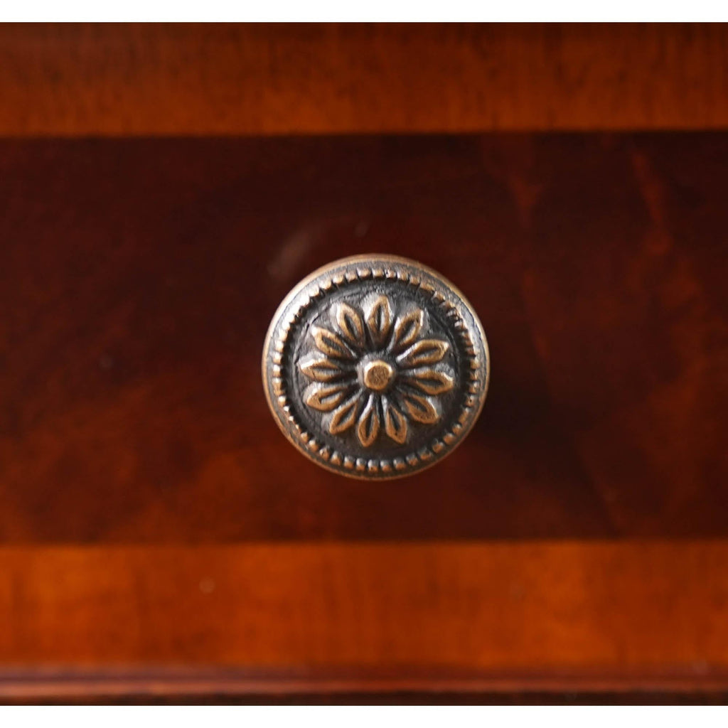https://a.1stdibscdn.com/large-coffee-table-for-sale-picture-4/f_85472/f_352397221706021192761/NSI155_4_master.jpg