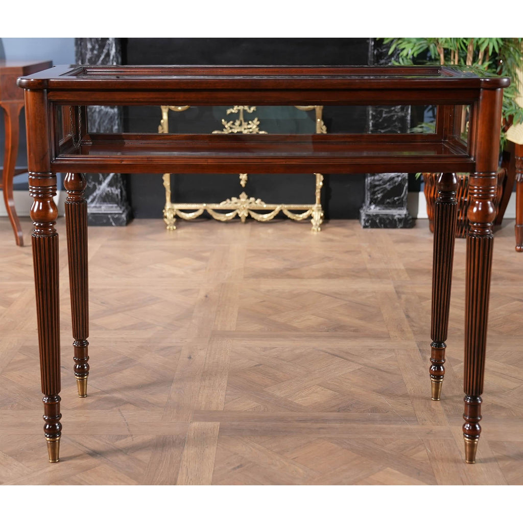 https://a.1stdibscdn.com/sheraton-showcase-for-sale-picture-4/f_85472/f_352399821740512776314/NSI201_1_master.jpg