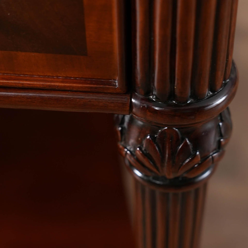 https://a.1stdibscdn.com/rectangular-mahogany-coffee-table-for-sale-picture-5/f_85472/f_380533821705946271036/NSI205_4_master.jpg