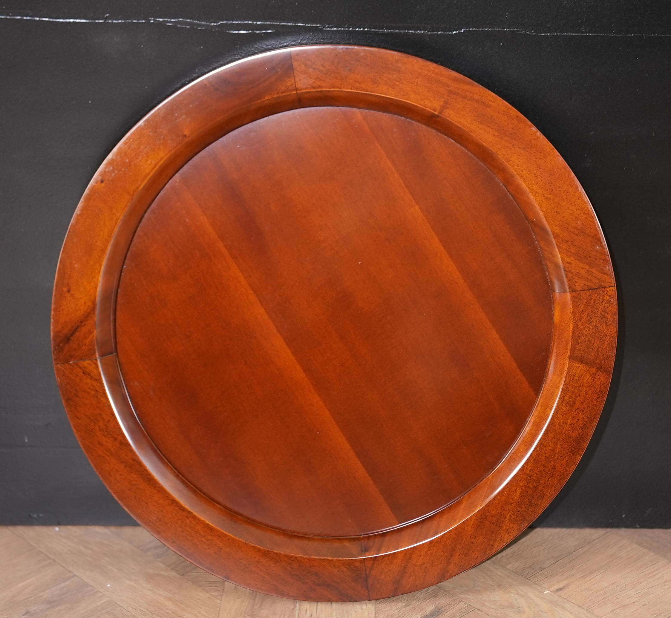 https://a.1stdibscdn.com/tray-top-mahogany-display-table-for-sale-picture-10/f_85472/f_380644921706019589920/NSI228_9_master.jpg