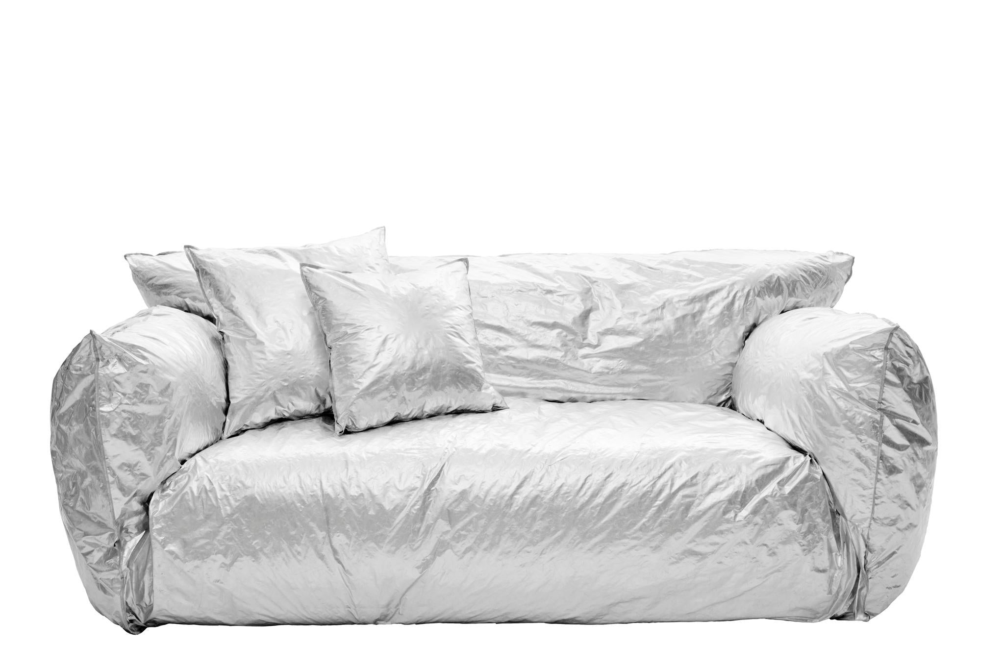https://a.1stdibscdn.com/gervasoni-nuvola-10-sofa-in-straight-seal-upholstery-by-paola-navone-for-sale-picture-3/22569652/f_255975021633441546064/NUVOLA_10_rockets_master.jpg