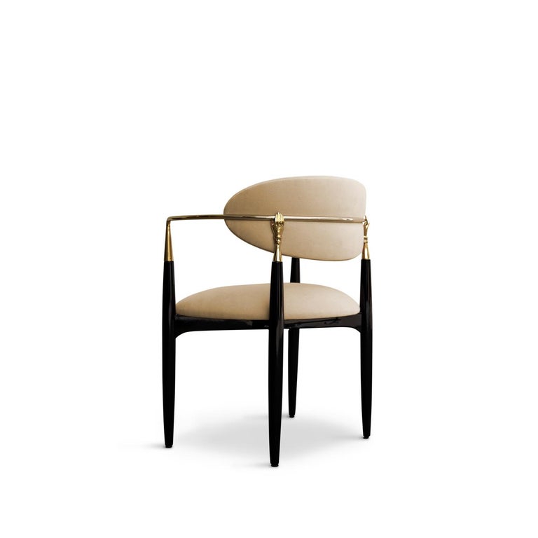 https://a.1stdibscdn.com/nahema-luxury-chair-for-sale-picture-2/f_74772/f_313735021668788511921/Nahema_Chair_1_master.jpg?width=768