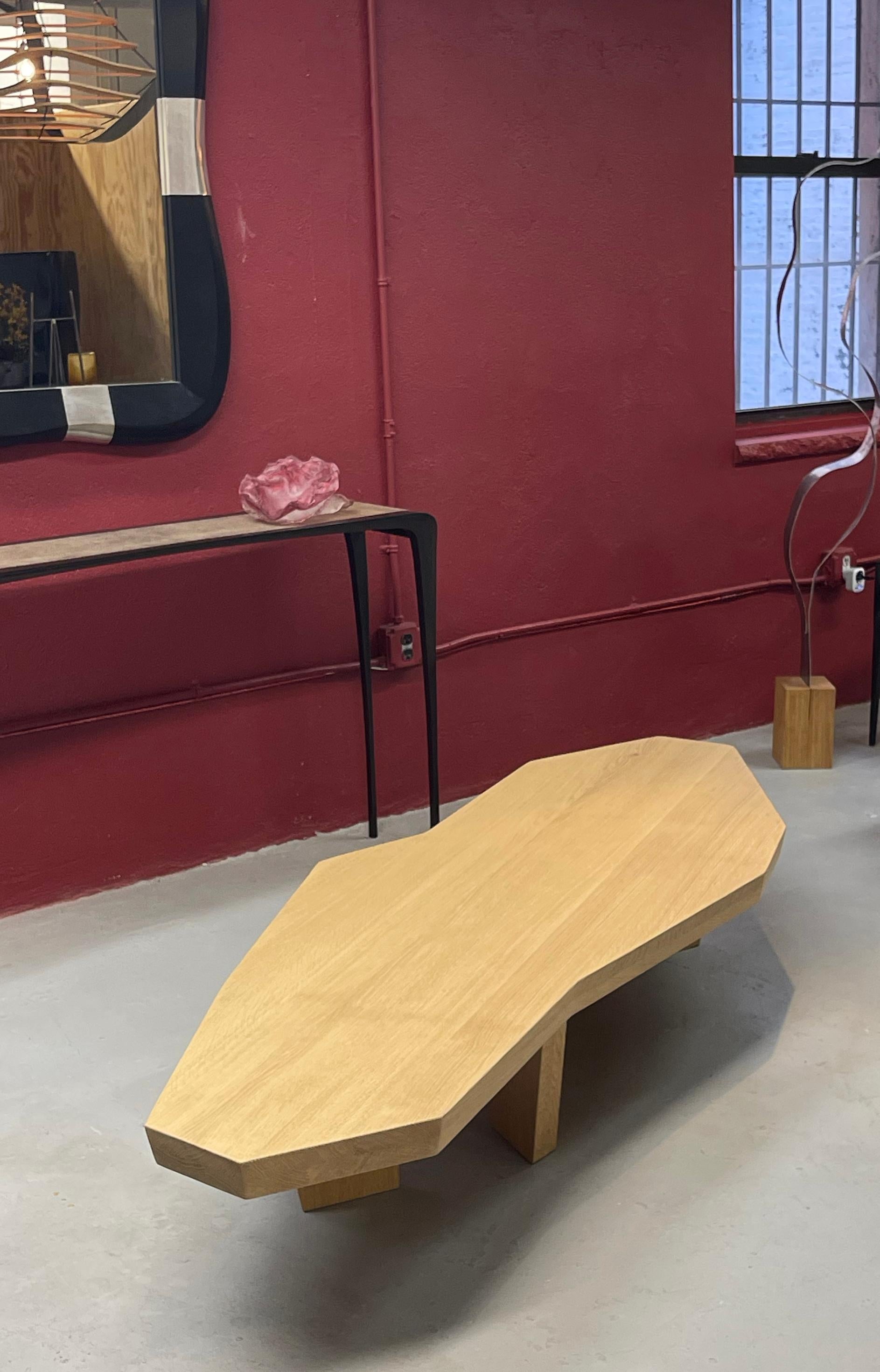 https://a.1stdibscdn.com/coffee-table-nazca-for-sale-picture-3/f_8976/f_275832121737237979634/NazcaT2IMG_1020_master.jpg