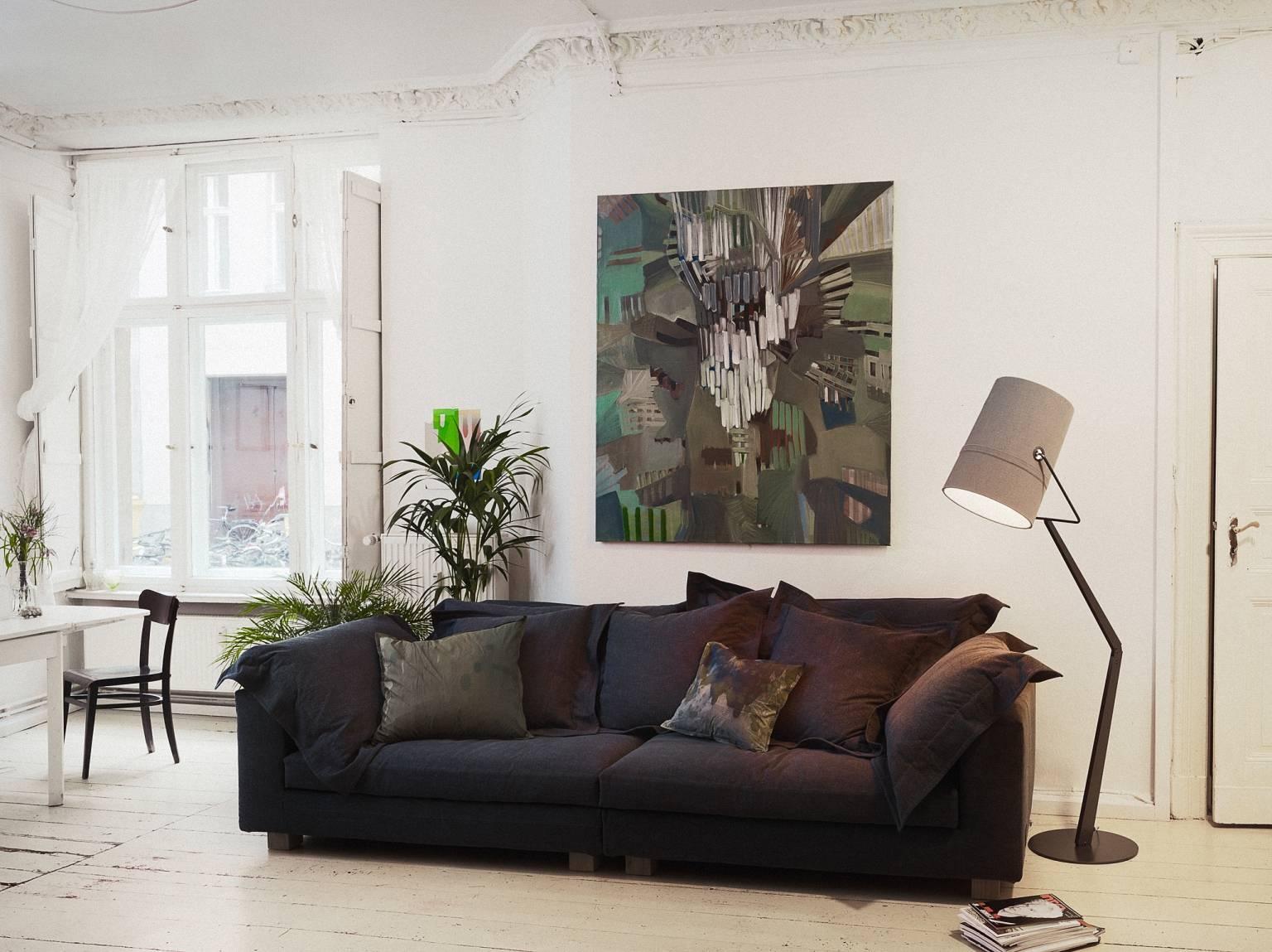 https://a.1stdibscdn.com/archivesE/upload/f_16392/f_97705611517852524376/Nebula_Nine_Cotton_Linen_Leather_Velvet_Sofa_Moroso_Diesel_05_master.jpg