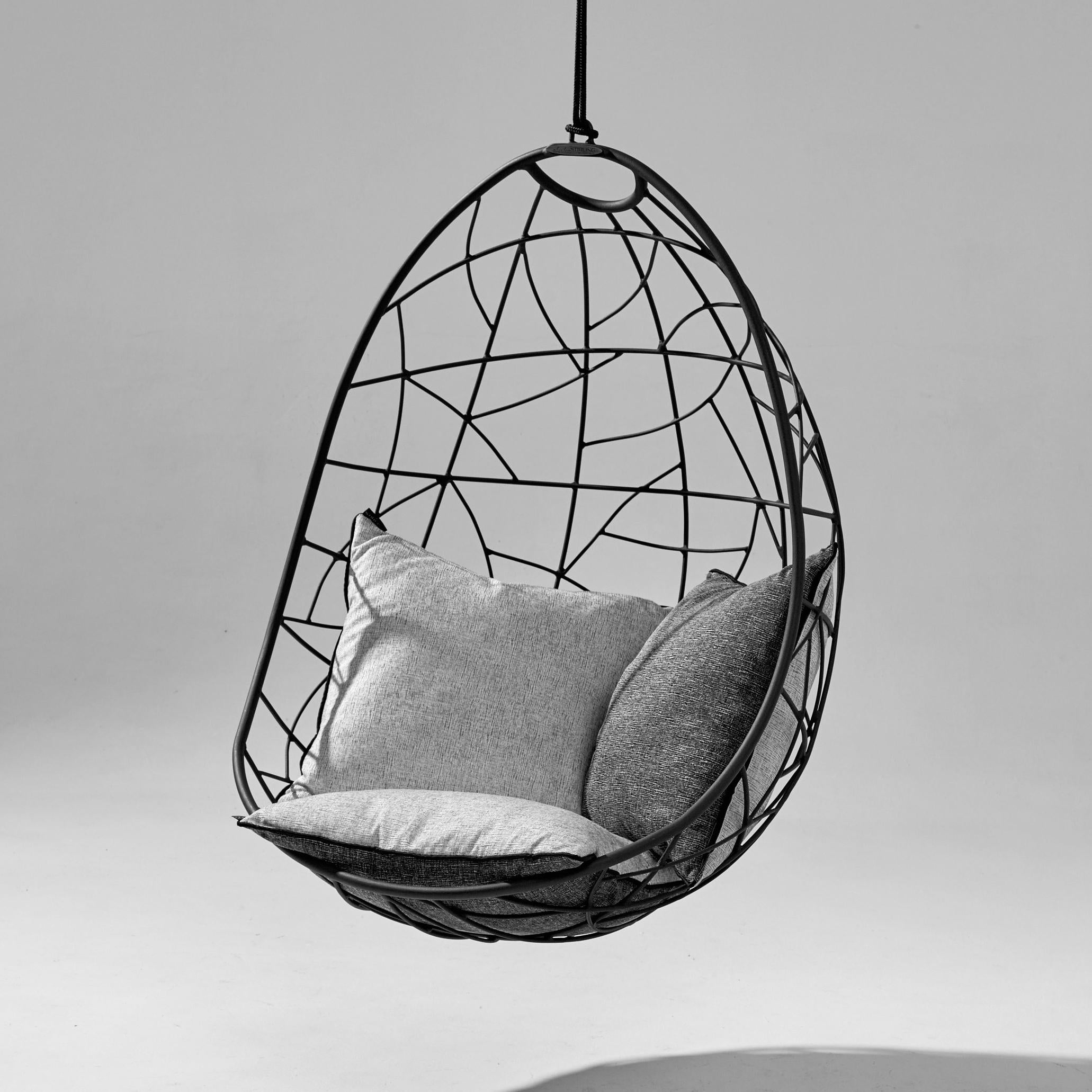 https://a.1stdibscdn.com/nest-egg-hanging-swing-chair-steel-modern-in-outdoor-21st-century-black-twig-for-sale-picture-7/f_32773/f_95535731610227303535/Nest_Egg_Gralan_two_tone_master.jpg