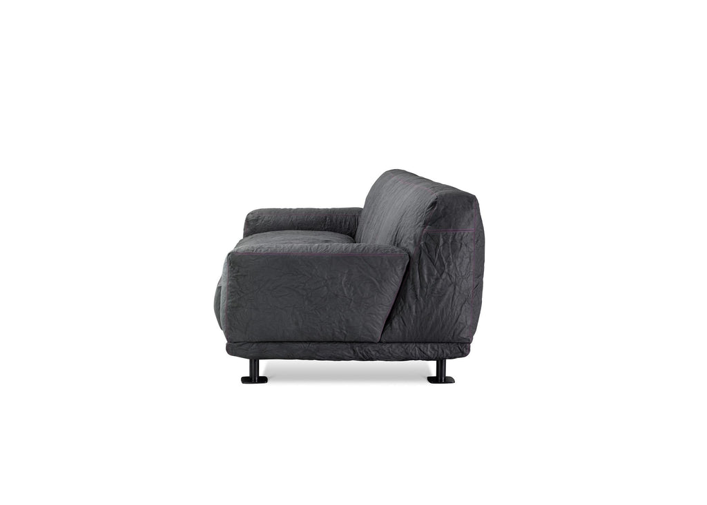 https://a.1stdibscdn.com/newcastle-232-leather-sofa-slate-magenta-by-giulio-iacchetti-for-sale-picture-3/56838172/f_445317821744725472418/Newcastle_232_Leather_Sofa_Slate_Magenta_by_Giulio_Iacchetti_3_master.jpg