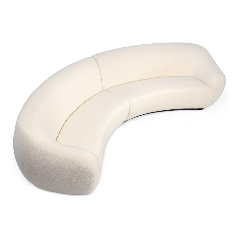 https://a.1stdibscdn.com/niemeyer-ii-round-sofa-boucle-and-oak-insidherland-by-joana-santos-barbosa-for-sale-picture-5/f_53652/f_227633321614709601590/Niemeyer_II_2_round_sofa_05_InsidherLand_master.jpg?width=768