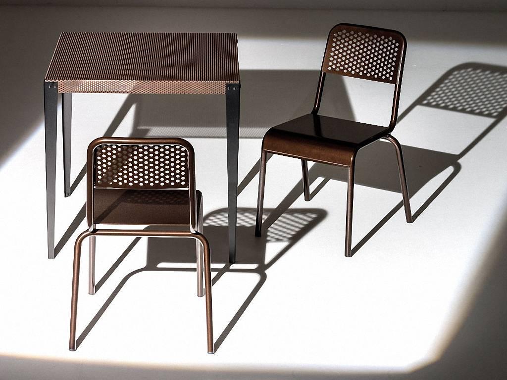https://a.1stdibscdn.com/archivesE/upload/f_16392/f_98375731518444039042/Nizza_Table_Copper_Varnished_Perforated_Steel_Top_Moroso_Diesel_10_master.jpg